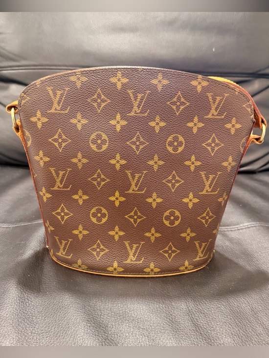 Louis Vuitton Handbags - Authentic Louis Vuitton Monogram Drouot Crossbody Bag